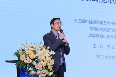 以‘三個(gè)校園’建設(shè)為引擎，解鎖AI時(shí)代產(chǎn)教融合新路徑——以浙江軟件開發(fā)為例